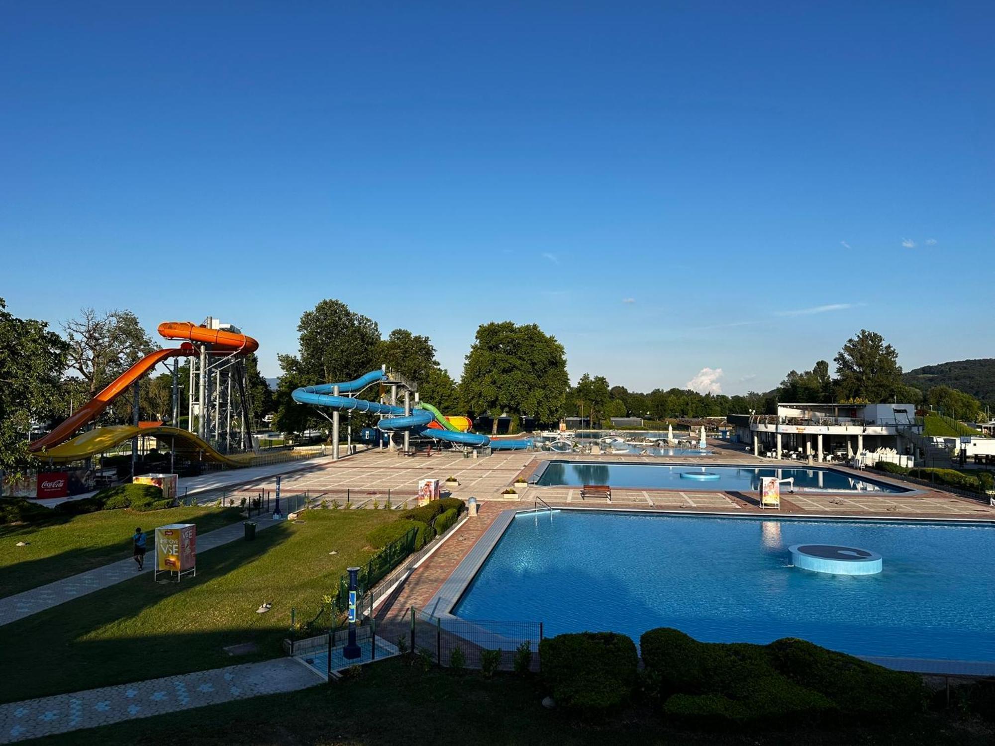 Superior Holiday Home Fortuna Чатеж-об-Сави Экстерьер фото